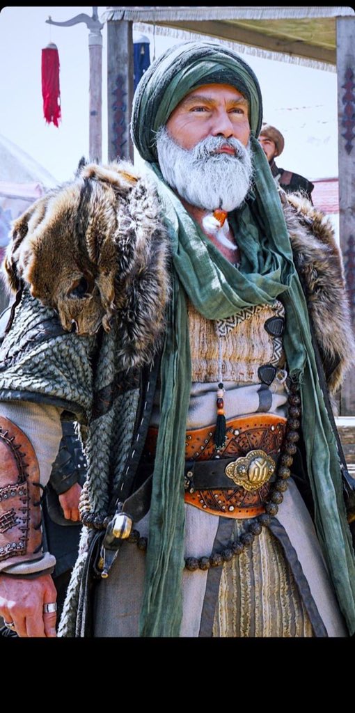 كان القاسِـم المُشترَك الأعظَـم هو الوِحدة🖤.