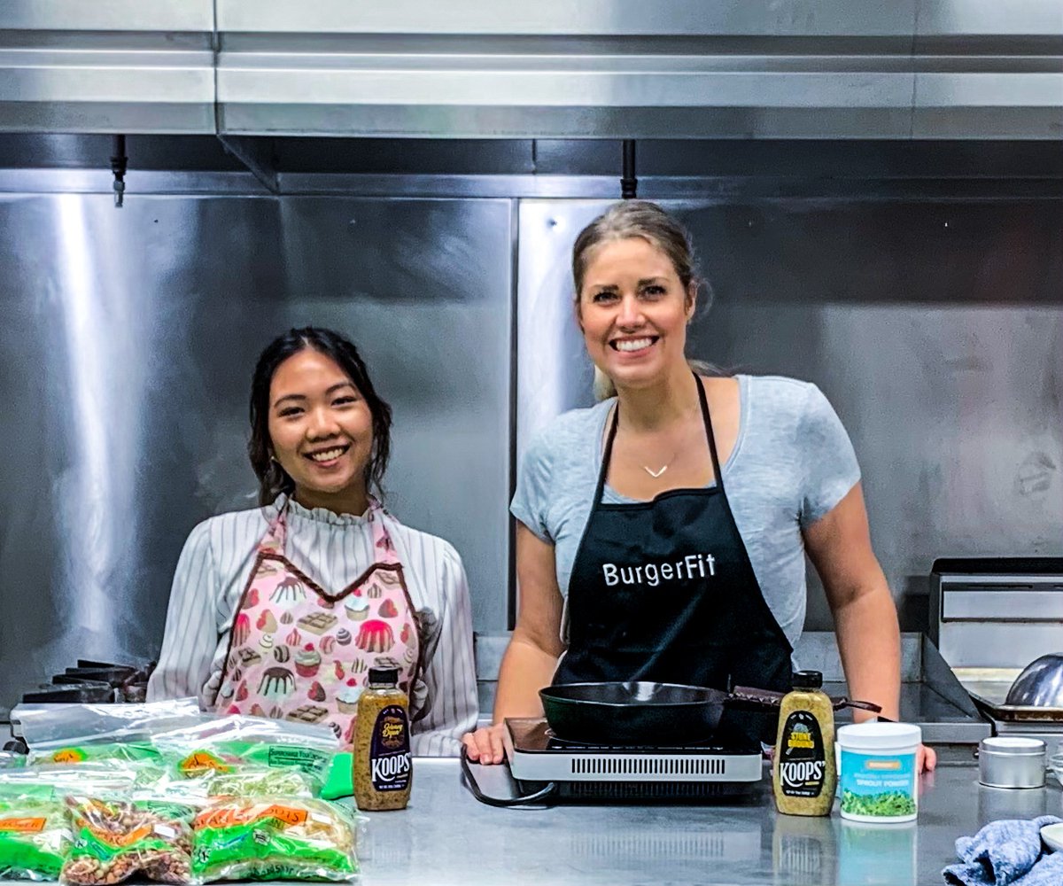 It's been a minute, but I'm back with a new Cooking with My Friends episode! 🙌

#sponsored by IWC, @getburgerfit, @koopsmustard, and <a href="/sungarden/">Mary Guss</a>.fresh.living 

l8r.it/Jsiw