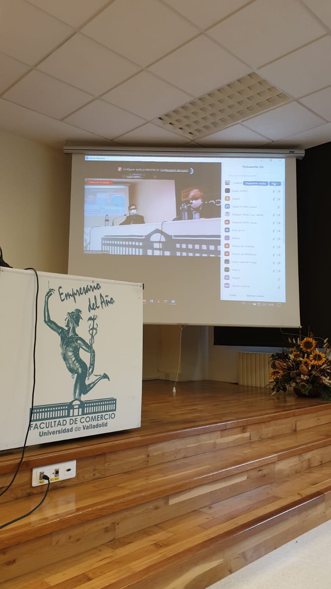 Hemos vuelto a las acciones asociativas con un carácter semipresencial. Charla formativa segura en <a href="/comercio_uva/">Facultad de Comercio y RR.LL.-UVa</a> gracias a Adrián Sánchez y su experiencia sobre las #criptomonedas