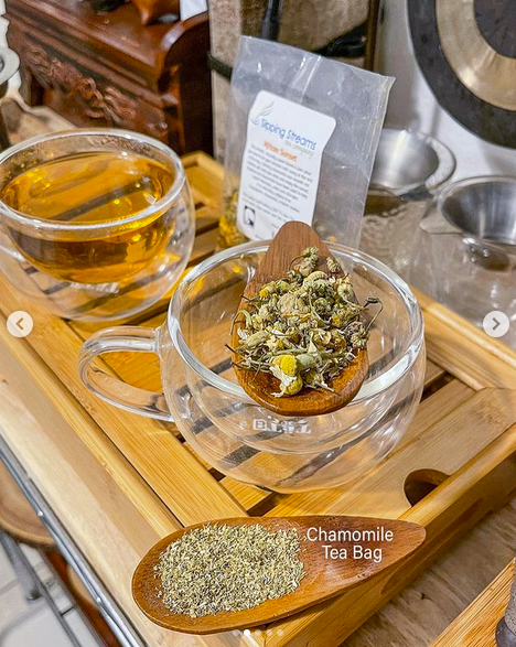 sippingstreams's tweet image. Have you ever torn open a teabag to look at what the tea or herbal looks like? Special thanks to justanotherteablog for the pictures!  #teaaddiction    #teaworld #tealicious #teajourney  #maketea  #teaculture #teatasting #tealove #drinktea #teaislife #teatime☕️  #ilovetea  #tea