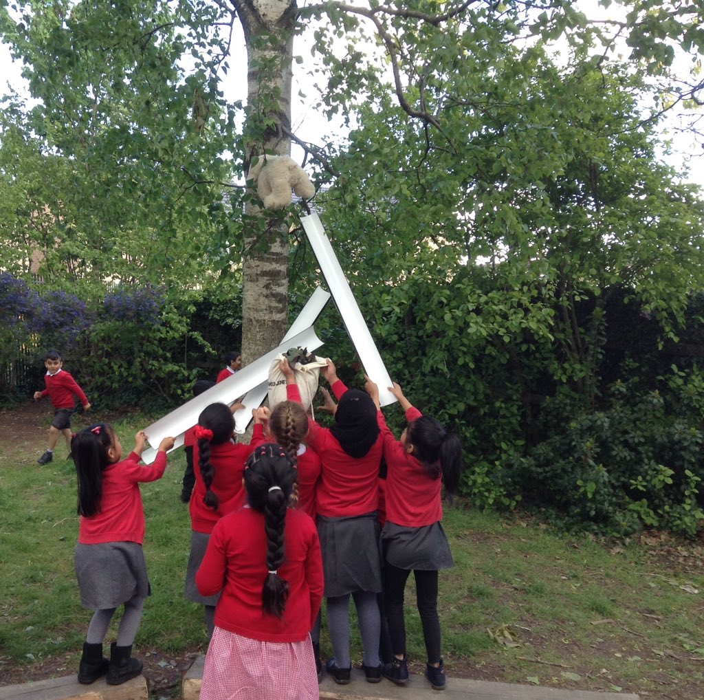 PillCommando's tweet photo. Year 1 have been using resilience, empathy, communication and teamwork, when completing their @CommandoJoes mission, trying to rescue endangered animals from high up places @Pill_Primary https://t.co/NVuot7CmTZ