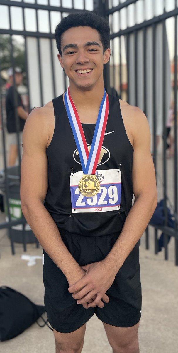 WHStxAthletics's tweet photo. Congratulations to your 3A STATE Track 200M Dash Bronze Medalists, XAVIER COX-DUNLAP. We are proud of you. Way to represent WHITEWRIGHT. GREAT DAY TO BE A WHITEWRIGHT TIGER!!!!! https://t.co/GJN30ajU9h