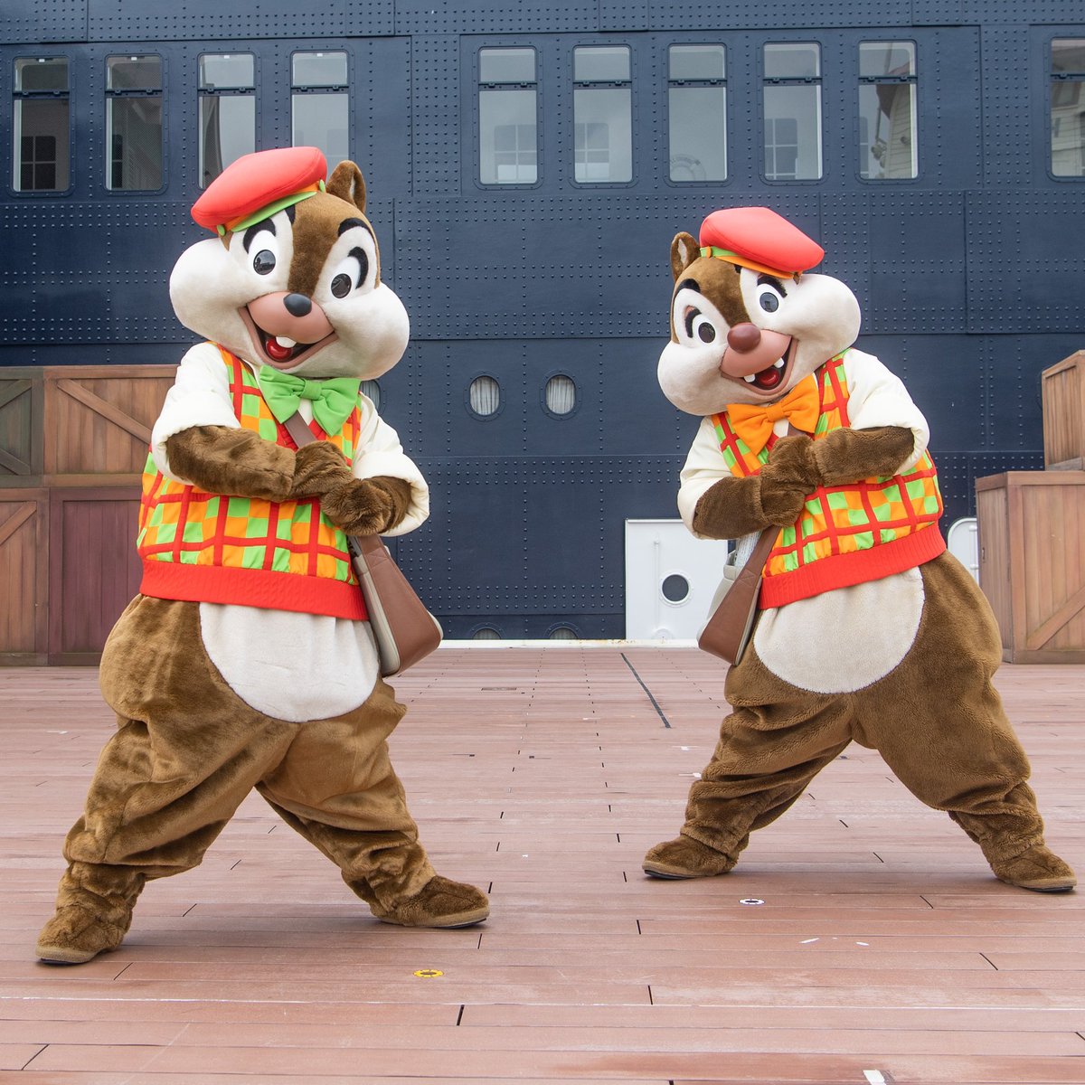 Mezzomikiのディズニーブログ 東京ディズニーシー ドックサイドステージ キャラクターグリーティング かわいいチップ とデールも登場 T Co Mmmvdvuzqh Mezzomikiのディズニーブログ 東京ディズニーシー ドックサイドステージ キャラクターグリーティング かわいいチップ とデールも登場 T Co Mmmvdvuzqh