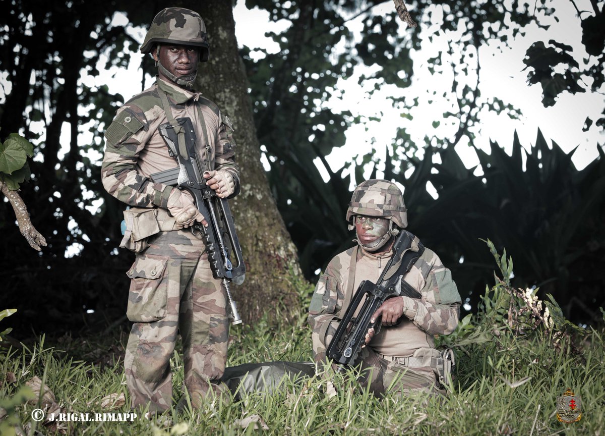 Exercice MARARA21 Jour 2 ! Sécurisation de MAHU : relève sur position Lieu : TUBUAI - Archipel des Australes - #Exercice #Australes #armeedeterre #tubuai #Ile #manoeuvre #War #Day2 @ALPACIFRAPACOM @armeedeterre @troupesdemarine