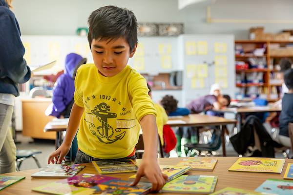 saclibFriends's tweet photo. READERS UNITE & Donate until midnight https://t.co/S251nRImYy #Give4SacKids #BookFirst #BDOG2021 https://t.co/idWYcMqmV4