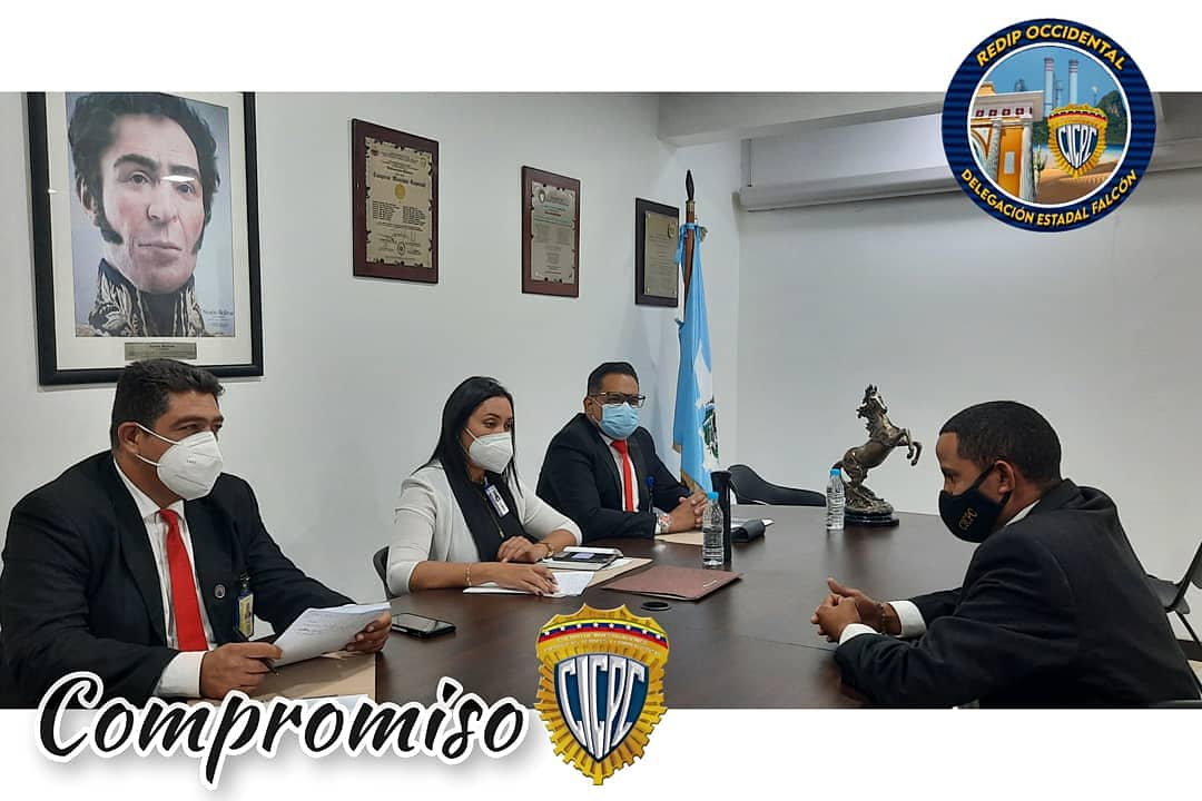 📎SEGUIMOS AVANZADOS.

La mañana de este #06Mayo2021, respetando las normas de bioseguridad, se dió Inicio al Proceso de Ascensos 2.021, Estamento de Detectives, a las jerarquías inmediatas, Detective Agregado y Detective Jefe.