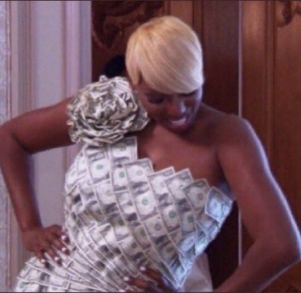 NavidaFKAcoco's tweet image. Found 2 good people that can teach me how to create clothes on sl