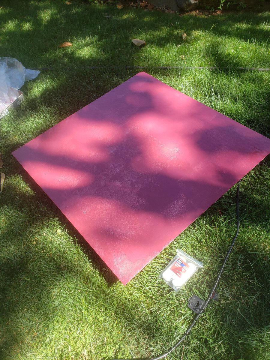 New project! This is diamond plate, one side painted with chalk paint (first coat) then all my Ruby Tuesday's grad pics on the other side with magnets, guests can sign the chalk side with chalk pens! Gonna hang it from a tree during her party. #ShesCrafty