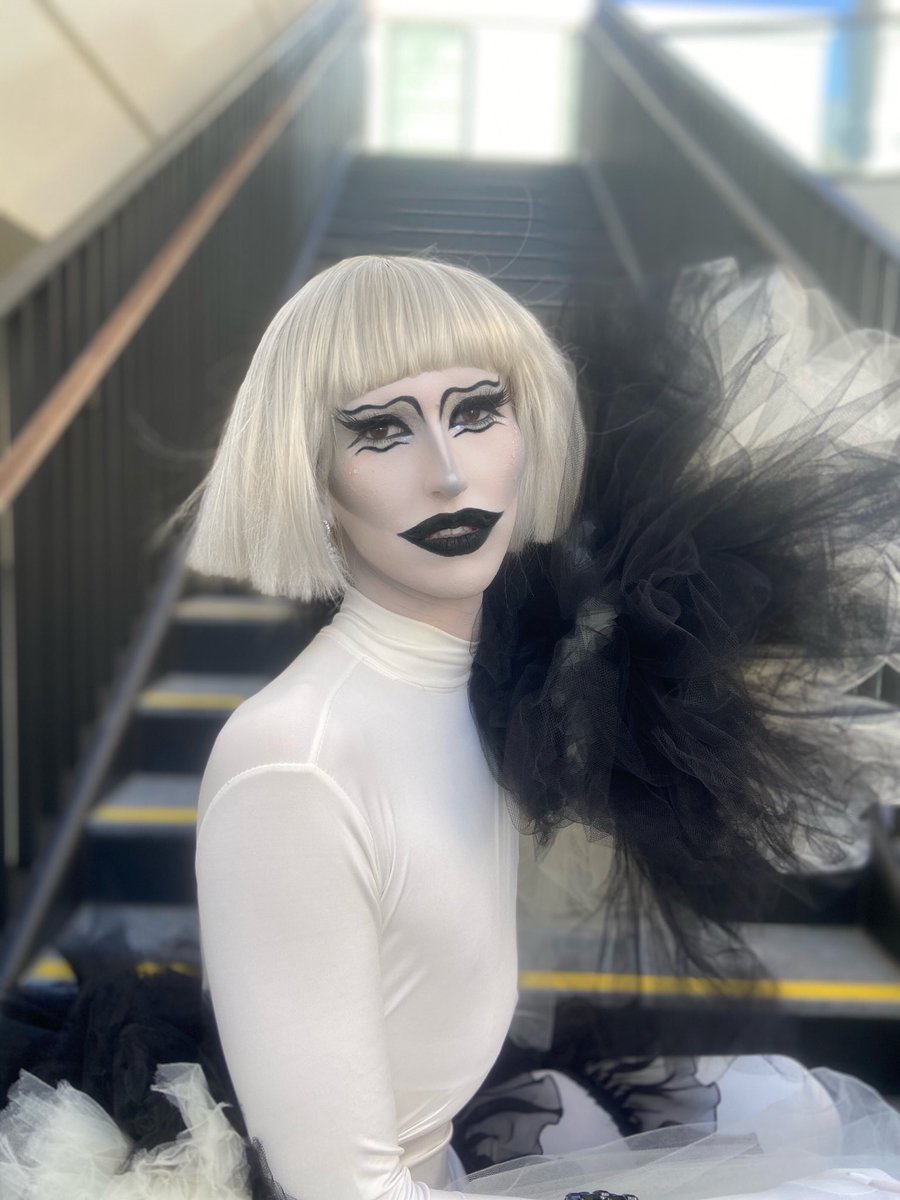theonlybibble's tweet image. 📸➰❕Promise I’ll be kind, but I won’t stop until that boy is mine❕➰📸
.
.
.
#bibble #thebibbleverse #drag #dragqueen  #localqueen #rupaulsdragrace #dragrace #dragmakeup  #model #makeup #mua #cosmetics  #morphe #trixiecosmetics #hauslabs #kimchichicbeauty #sucklessfaceandbody
