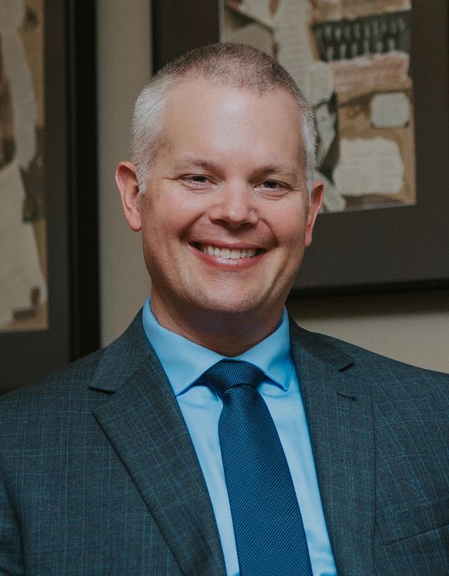 Royal_CU's tweet image. We are proud to announce that Royal Credit Union President/CEO Brandon Riechers has been elected to serve a one-year term as Chair of @WICULeague Board of Directors. The League is the dues-supported trade association for Wisconsin's credit unions. More at bddy.me/3epJYNt.