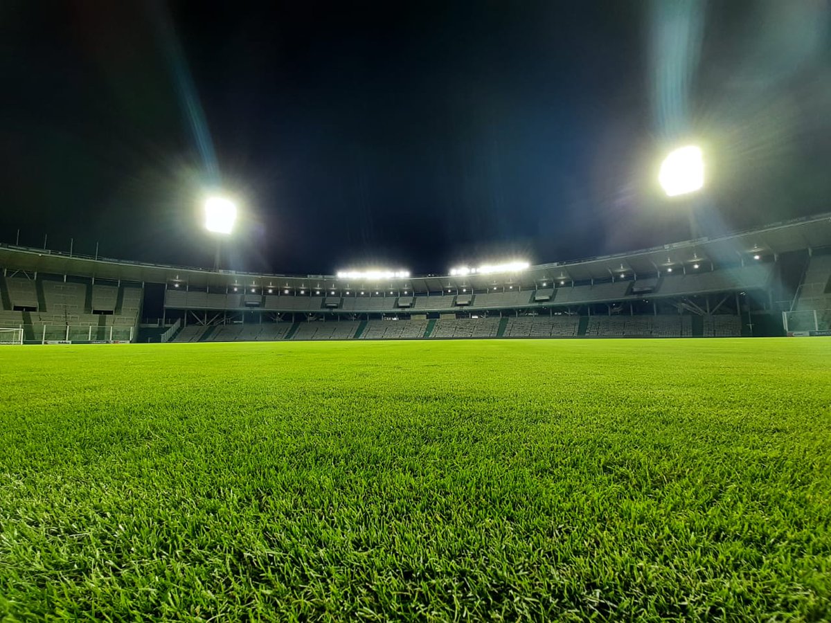 Las flamantes luces #LED reemplazan los antiguos proyectores y fueron ubicadas en las 4 torres de iluminación y sobre los techos de ambas plateas. Además de tener más potencia lumínica, brindan un 30 por ciento de ahorro en el consumo energético.