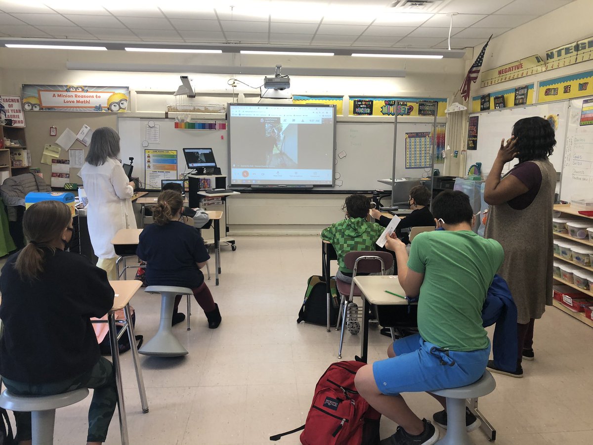 Enjoyed virtual dog therapy visits today <a href="/WeAreMPSD/">MPSD</a> ! Connection despite virtual requirements ❤️ We have all become so resilient and adaptable during these times. Thank you <a href="/ccpettherapy/">Creature Comfort</a> for the joy! #SEL <a href="/adk749/">Andrew Kramar</a>