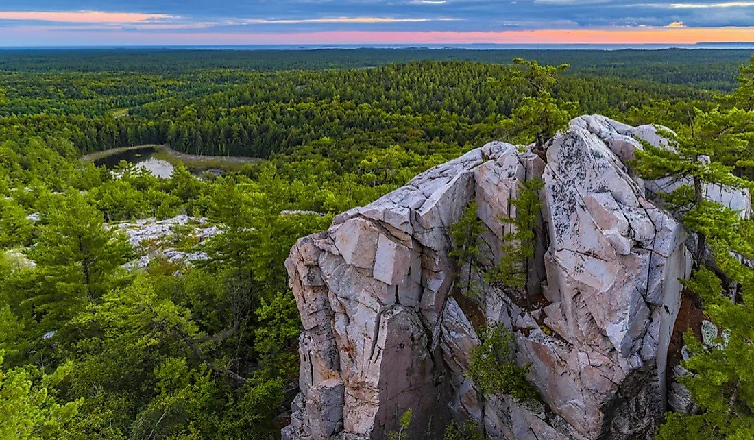 ARMY As Canadian Shield: One of the world’s largest geologic continental shields, centred on Hudson Bay, extending over eastern, central, and northwestern Canada from the Great Lakes to the Canadian Arctic and into Greenland! Just like ARMY surrounds BTS!   #BTSARMY    @BTS_twt