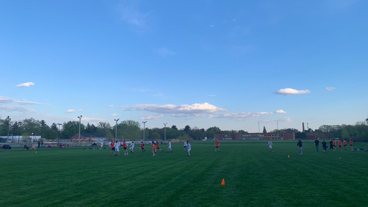 Beauty night for a little <a href="/WBLU_Boys/">WBL Boy's Ultimate</a> v. <a href="/avhsultimate/">AVHS Open Ultimate</a>.