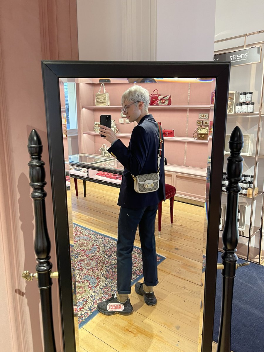 ViaCarter's tweet image. full length photos? nice