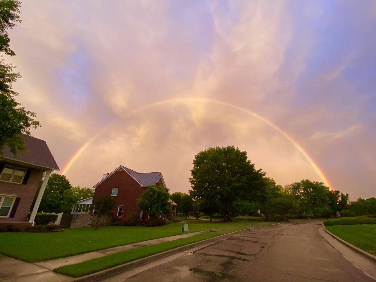 meg_alk's tweet photo. vibrant rainbow in Madison, AL @spann https://t.co/ghsTP396Yo