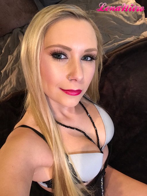 Schon mein Men&acute;s Surprise bestellt? 😇😎 🔥💥 https://t.co/2RuUdfQUCh 💥🔥 https://t.co/hc0l0eZlup