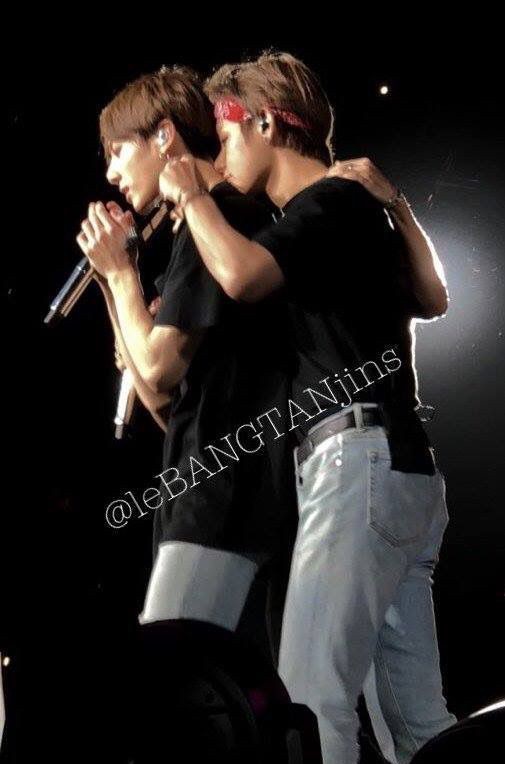 taekook pictures no crop; a thread