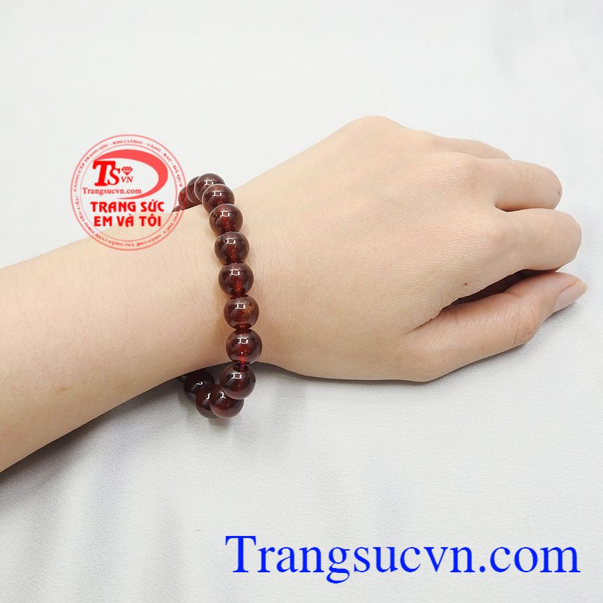 trangsucvn_com's tweet photo. https://t.co/8bnobyXRW8 Chuỗi tay garnat 9 ly hay còn được gọi là ngọc hồng lựu. https://t.co/Sd2BCifqCx #garnet #daquythiennhien #trangsucdaquy #daquy #daphongthuy #EMVATOI #EVThttps://evt.vn/https://emvatoi.vn/ https://t.co/w4X4Skat0K