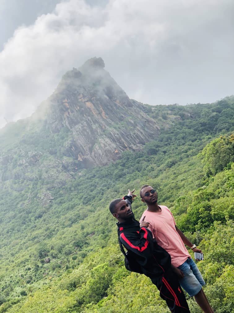 itsSOUARE's tweet image. #GuineaConakry #Maliyembering #MontLoura