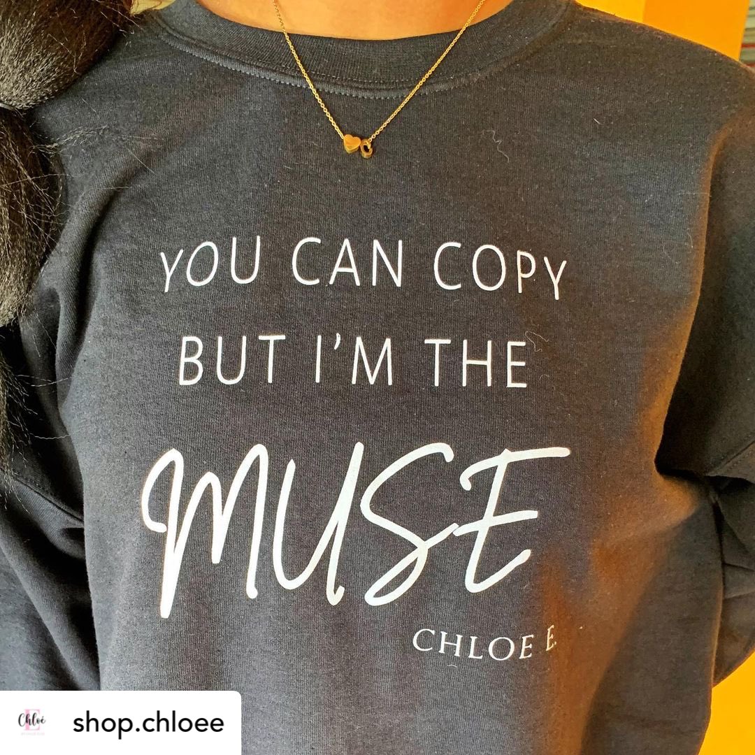 Posted @withregram • @shop.chloee Shop Now!!! 
.
.
.
.
.
#sweatshirt #blackownedbusiness #shopchloee #initialnecklace #muse #copy #fallvibes #youngentrepreneur #girlboss