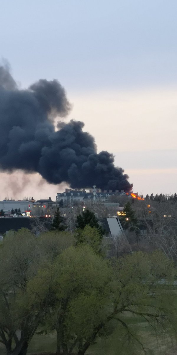 Steve Boer's tweet - "This happening right now #stalbert # ...