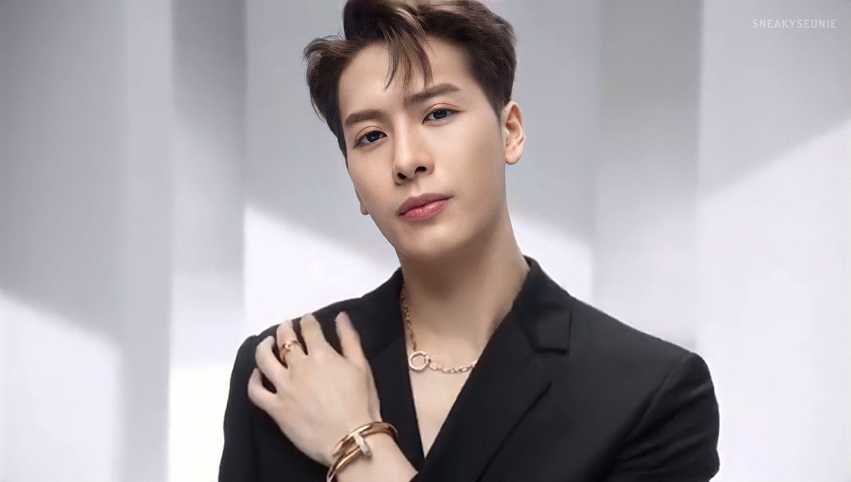 wang ˢⁿᵉᵃᵏʸ tweet media