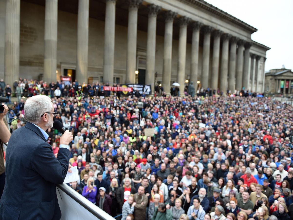 Sky are still trying to tell me that Corbyn was very unpopular.I remember things differently. #StarmerOut  #CorbynHeldHartlepool