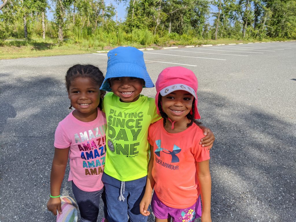 With no tennis tournaments or track meets happening due to the “lock down”, one Saturday morning, we decided to go for hike at Torreya state park with our family friends, the Dunlaps.