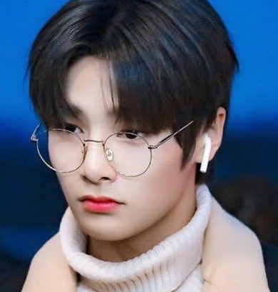 jeongin as harry potter