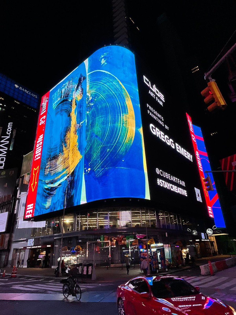 GreggEmery's tweet photo. Every 30 min on the 30, 24 hours a day through Sunday, May 9th!!! #TimesSquare #art #contemporaryartist #staycreative #cubeartist #artistsontwitter #nyc #greggvemery https://t.co/EkPzsXW1wd