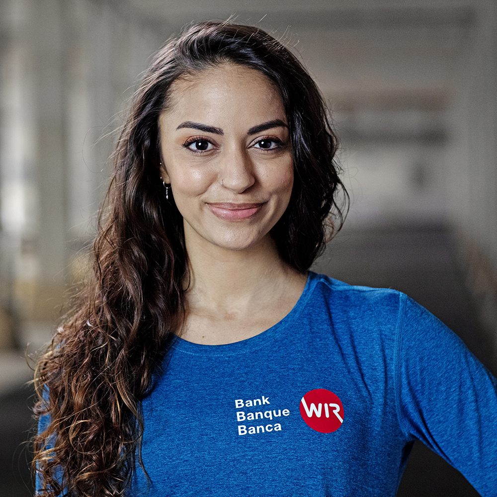 Sie ist ein Aus­hängeschild des Schweizer Para-­Sports. Ab sofort gibt die Abassia Rahmani auch der Imagewerbung der Bank WIR ein Gesicht.

blog.wir.ch/abassia-rahman…