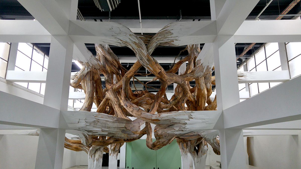 Biennales, grandes foires, expos blockbusters, curatorsentre deux avions, le monde de l’art est loin d’être éco-friendly. 4 femmesprofessionnelles ont décidé de changer la donne d’urgence. Rencontre avec <a href="/LesAugures/">Les Augures</a> dans Switch (on Paper).

switchonpaper.com/environnement/…