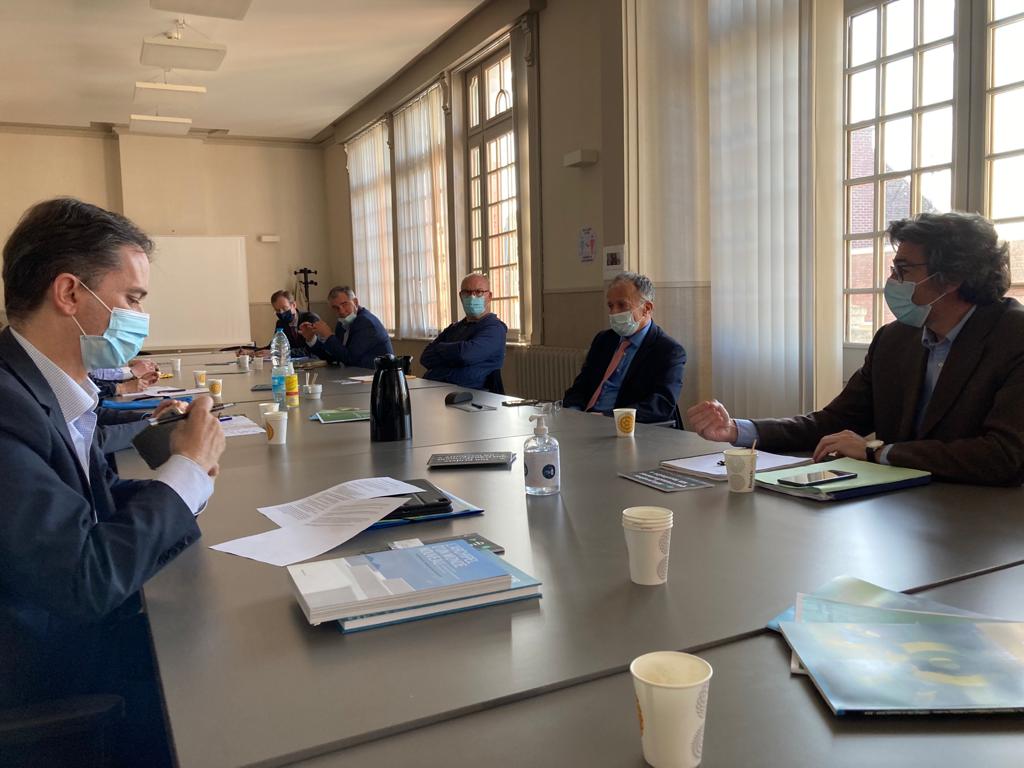 👉 Rencontre avec les Medef Artois avec Sylvain Robert Maire de Lens et Président d'<a href="/euralens/">Euralens</a> et <a href="/OGacquerre/">Olivier Gacquerre ⭐⭐</a> Maire de <a href="/VilleBethune/">Béthune</a> en compagnie de Michel Richard président du Medef Artois 🤝
<a href="/PatricePennel/">Patrice Pennel</a>