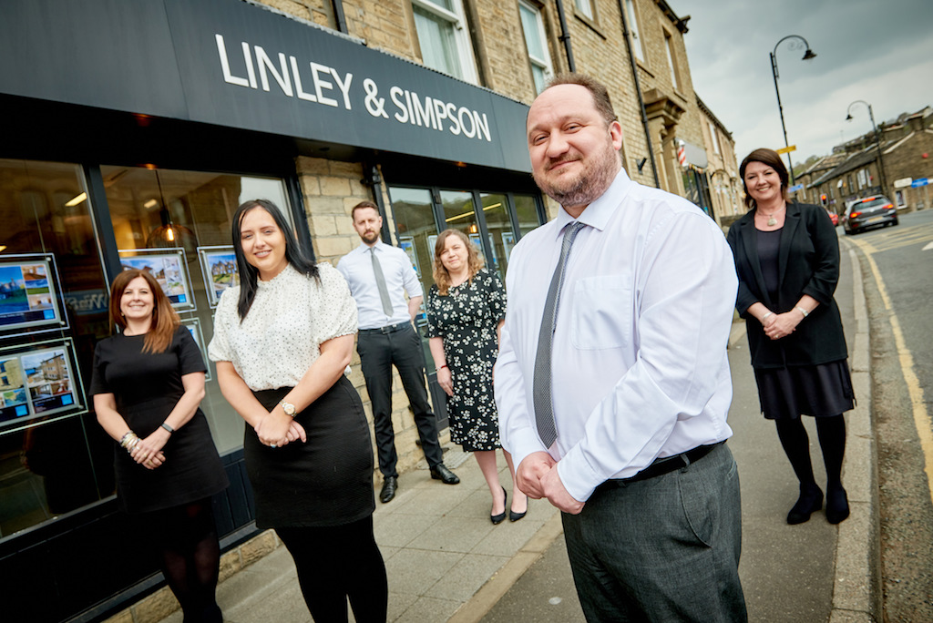 .<a href="/LinleySimpson/">Linley & Simpson</a> completes trio of acquisitions insidermedia.com/news/yorkshire…