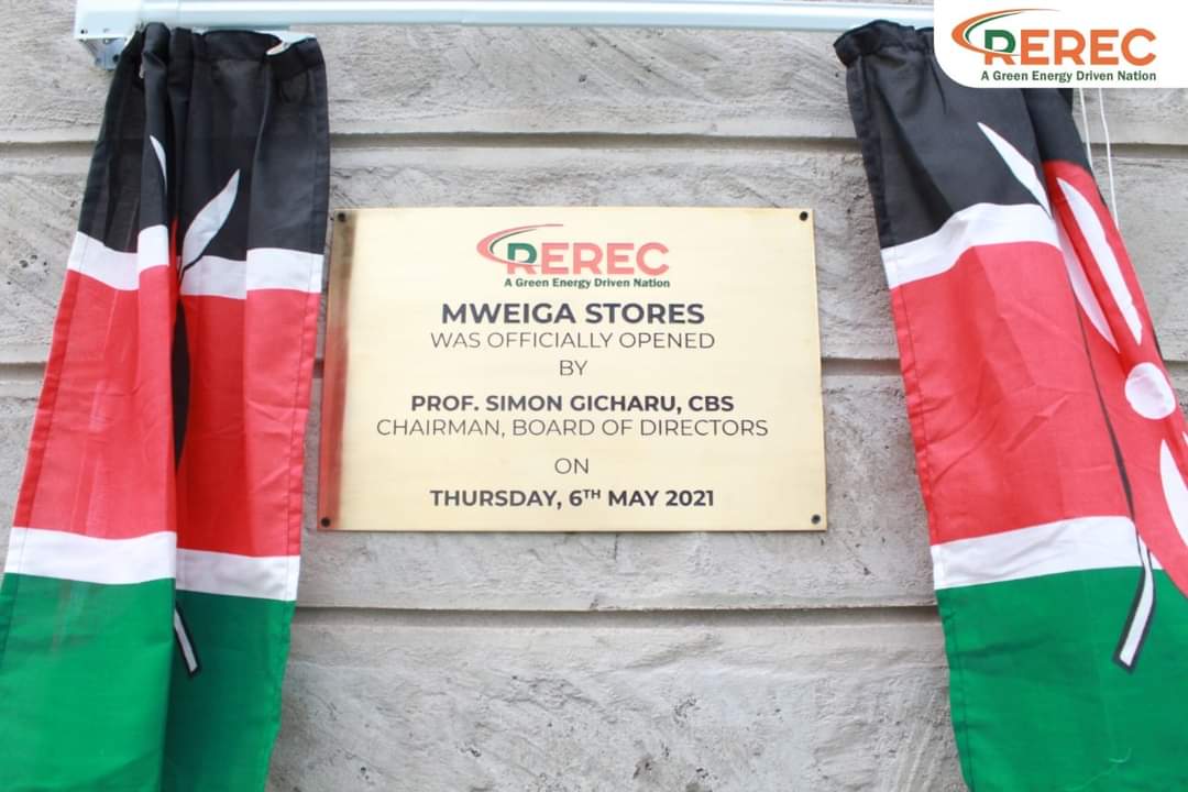 SimonNGicharu's tweet photo. Yesterday's commissioning of various rural electrification projects in Nyeri County and the opening of @RERECMashinani Mweiga Stores. We are committed to bringing electrification services closer to the people, and increasing the uptake of renewable energy. #rerecmashinani https://t.co/DtVPjKdDAj