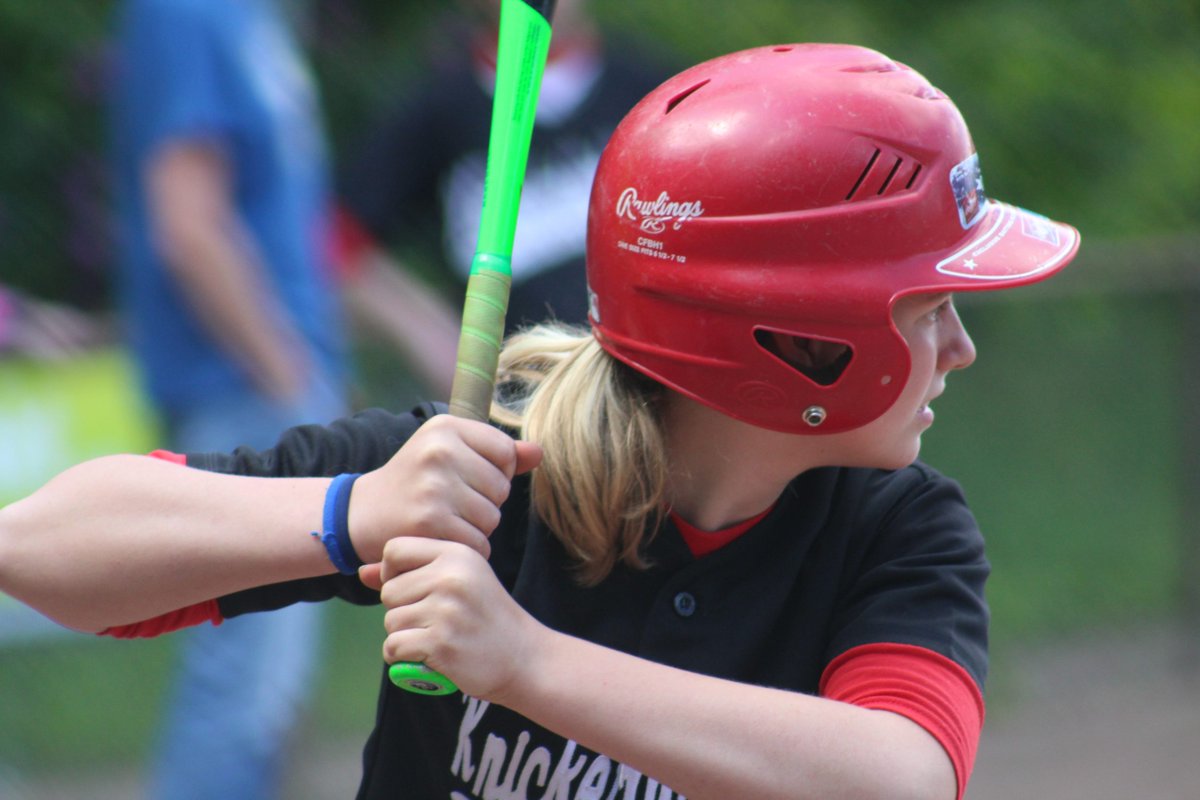 Nog steeds niet kunnen sporten omdat jou sport een binnensport is? Kom lekker #honkballen op ons mooie sportcomplex. 13 mei start '#Kies je sport' weer voor alle jeugd in Soest. Kijk voor meer info op onze website. knicks.nl  #knickerbockers #honkbal #kiesjesport