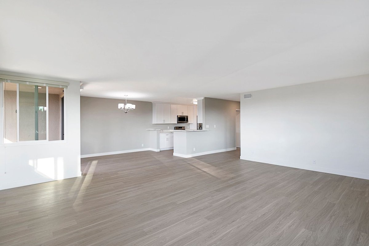 TLDLosAngeles's tweet photo. Luxury top floor Playa Del Ray 3 bedroom 3 bath available for rent now !! #losangeles #larentals #losangelesrentals https://t.co/STnRni0ZaT