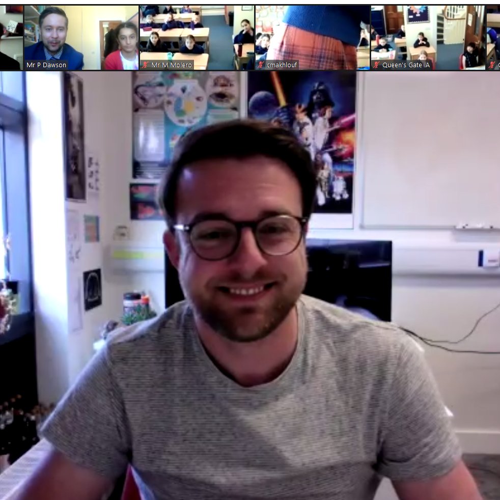 QG_Juniors's tweet photo. 🦕In #Albertolopis Club we were joined by @palaeojoe, PhD student @NHM_london. We heard about the ROARsome collection of dinosaur bones at the museum and how palaeontologists detect what #dinosaurs might have looked like! 🦖 

#QGAcademic #QGJuniors #FridayMorning @QG_Science https://t.co/YhR2Vaj8Hr