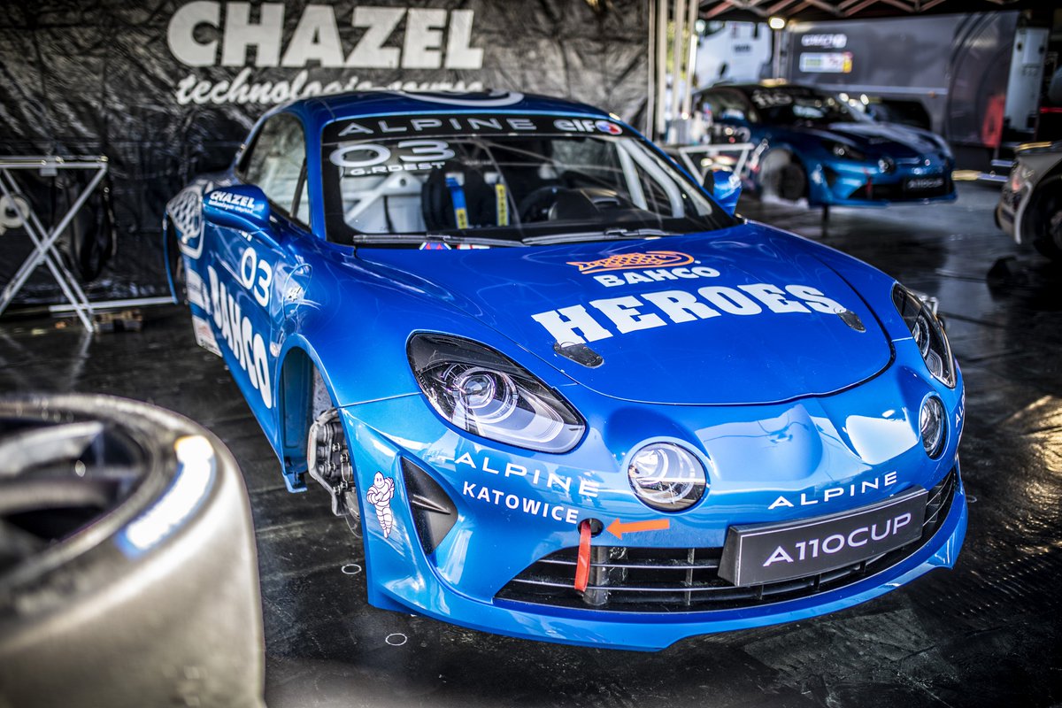 BahcoTools's tweet photo. Hello beauty!! 😍 Getting ready for the weekend? 🏁 The round 2 of the Alpine Elf Europa Cup at Magny-Cours is ready to start! 🏎️ @GosiaRdest @AlpineEuropaCup 
#Bahco #BahcoFollowTheFish #FollowTheLegend #Girlsontrack #WomenInMotorSport #AlpineA110 https://t.co/4MT555qww1