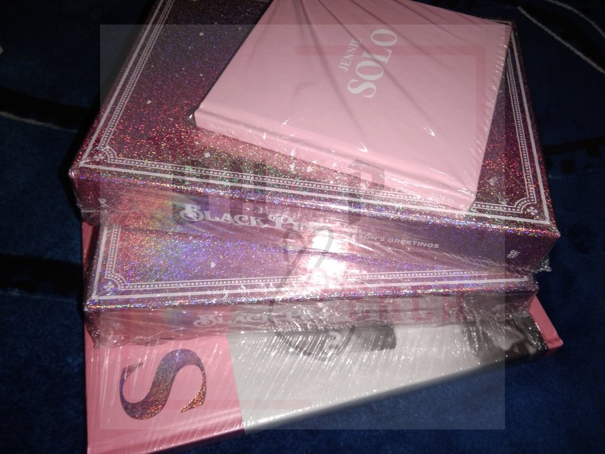 TheShopMerchPH's tweet photo. May dumating today~
•From YG Select po yung RS1, yung from Ktown wala pa rin 😔
•Jennie's normal & special ed PB are already sold
•2 Sealed 2021 BPSG are still available (di na kinuha 😅)
PM if interested. Or should we open tingi?
#TheShopMerchUpdates #TheShopMerchArrivals https://t.co/Fgy3rq7LDw