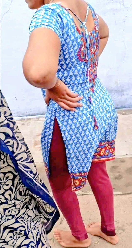 mrithika16's tweet photo. Back ela vundi https://t.co/q1QAmqTm39