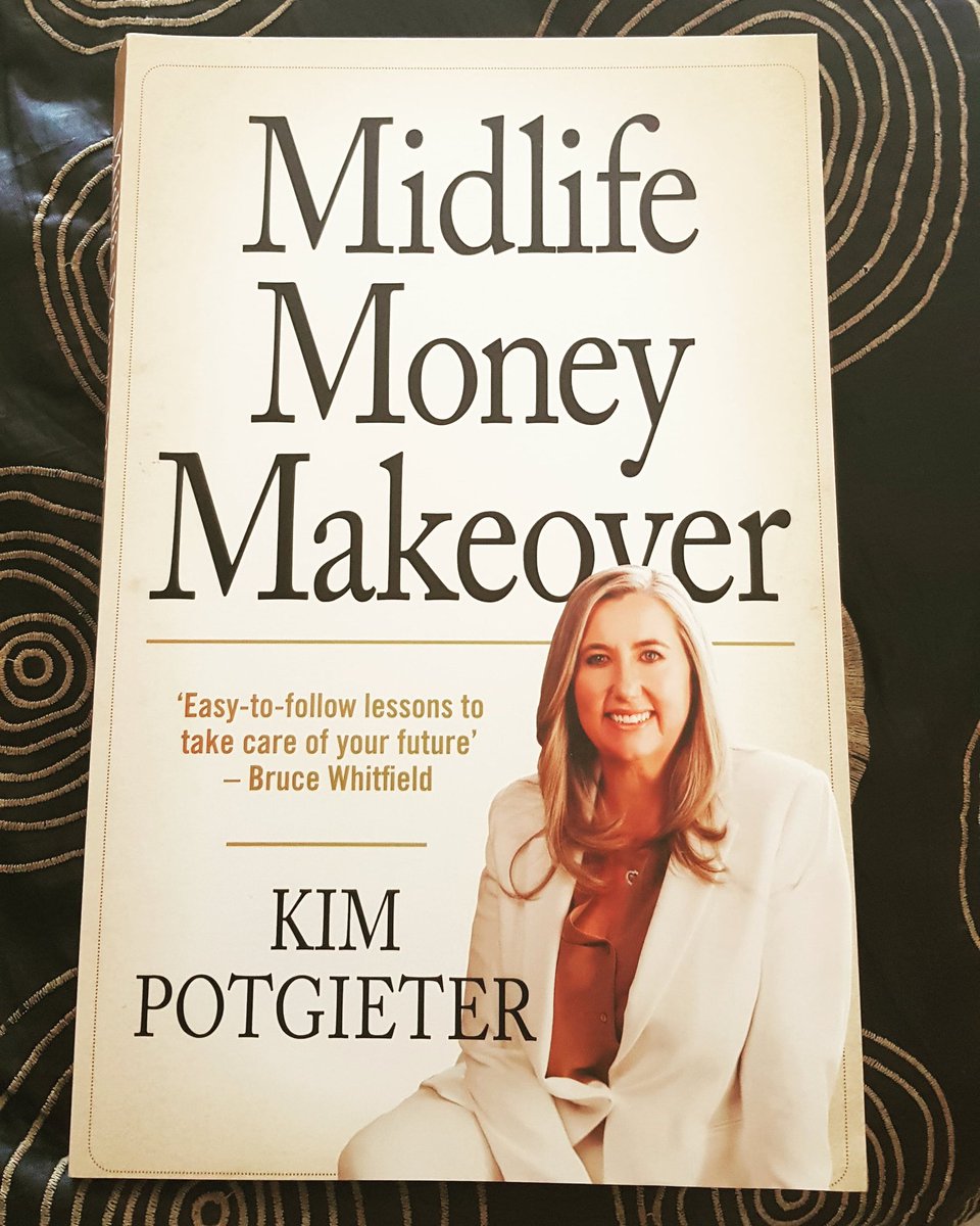 pamelapower's tweet image. Look what arrived for meeeeeee!! #MidlifeMoneyMakeover by @KimPotgieterM3. Thank you @lyndsaybarr for my copy! #readsa