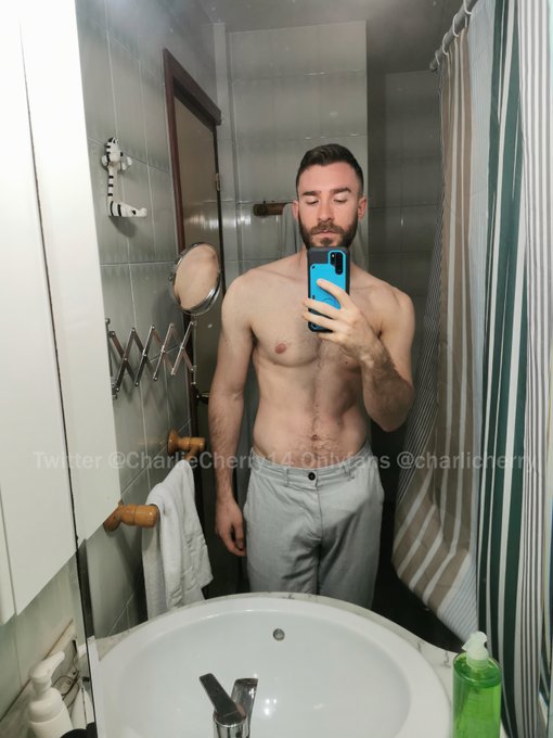 1 pic. #RT si quieres La Llave que abre todas las puertas 🗝️ #RT if you want The key that opens all doors<a href="/tag/rt"class="tags">#RT</a><a href="/tag/huge"class="tags"><span>#huge</span></a><a href="/tag/bi"class="tags"><span>#bi</span></a><a href="/tag/bigcock"class="tags"><span>#bigcock</span></a><a href="/tag/uncut"class="tags"><span>#uncut</span></a><a href="/tag/verga"class="tags"><span>#verga</span></a><a href="/tag/pollon"class="tags"><span>#pollon</span></a><a href="/tag/bigcock4u"class="tags"><span>#bigcock4u</span></a>