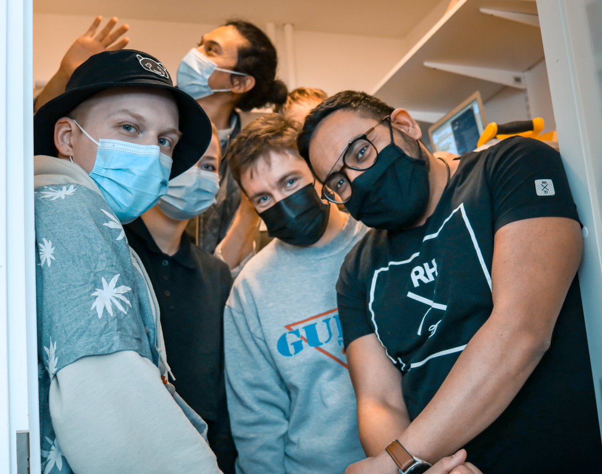 Help!

Our #startuprefugees team in #Oulu is running out of space and we are seriously looking for a new office. We are also ready to share the space with someone if you think we would be a match. Give us a call, send an email, or just send help. 🆘