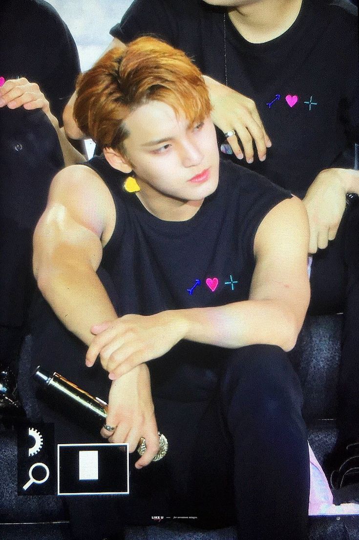 Excuse me? CHILLEEE.... anyways here& #39;s svt Guns A thread: