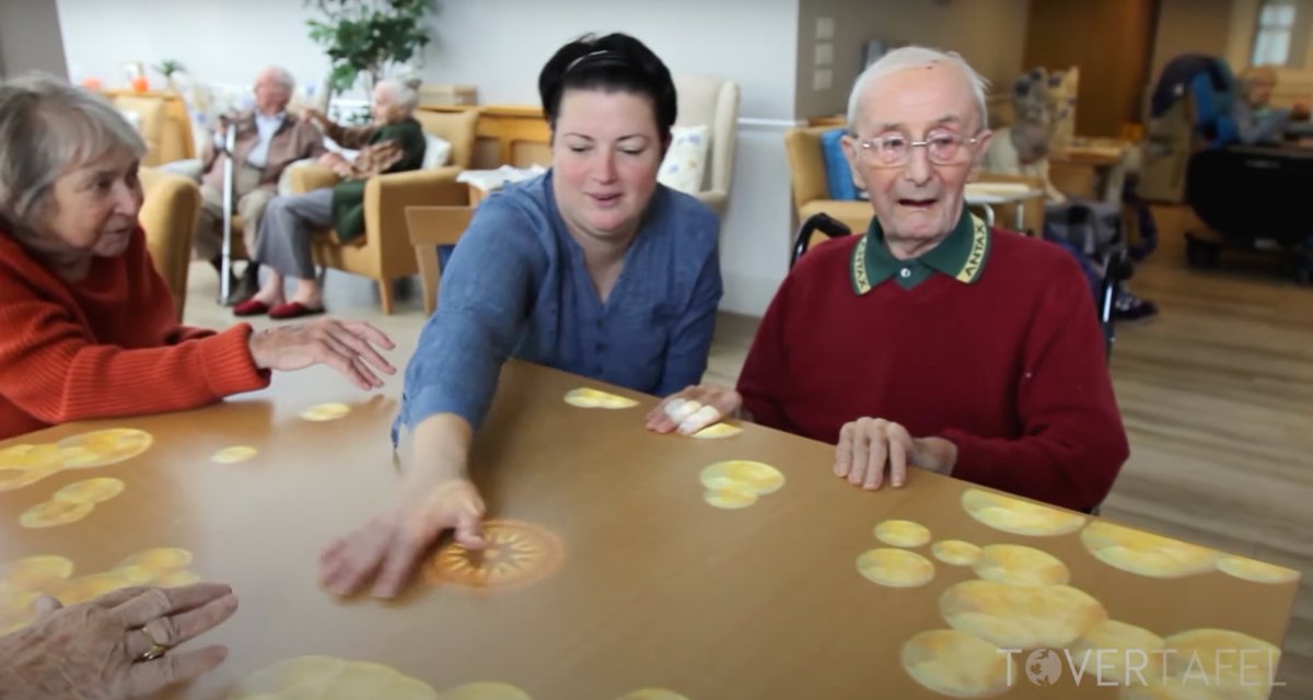 editionphalente's tweet image. La table magique #Tovertefel, des activités pour stimuler les malades d’Alzheimer et apparentés @ToverCareFR 
#Ehpad  bit.ly/3h75pof