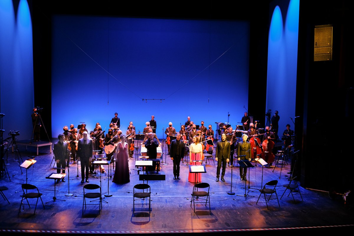 L'enregistrement de "Rinaldo" est terminé ! 🎬 
Vous pourrez le retrouver sur Espace 2 le 22 mai à 20:00 et en streaming vidéo sur le site de l'Opéra de Lausanne ☺️

D'ici là, prenez soin de vous 😉