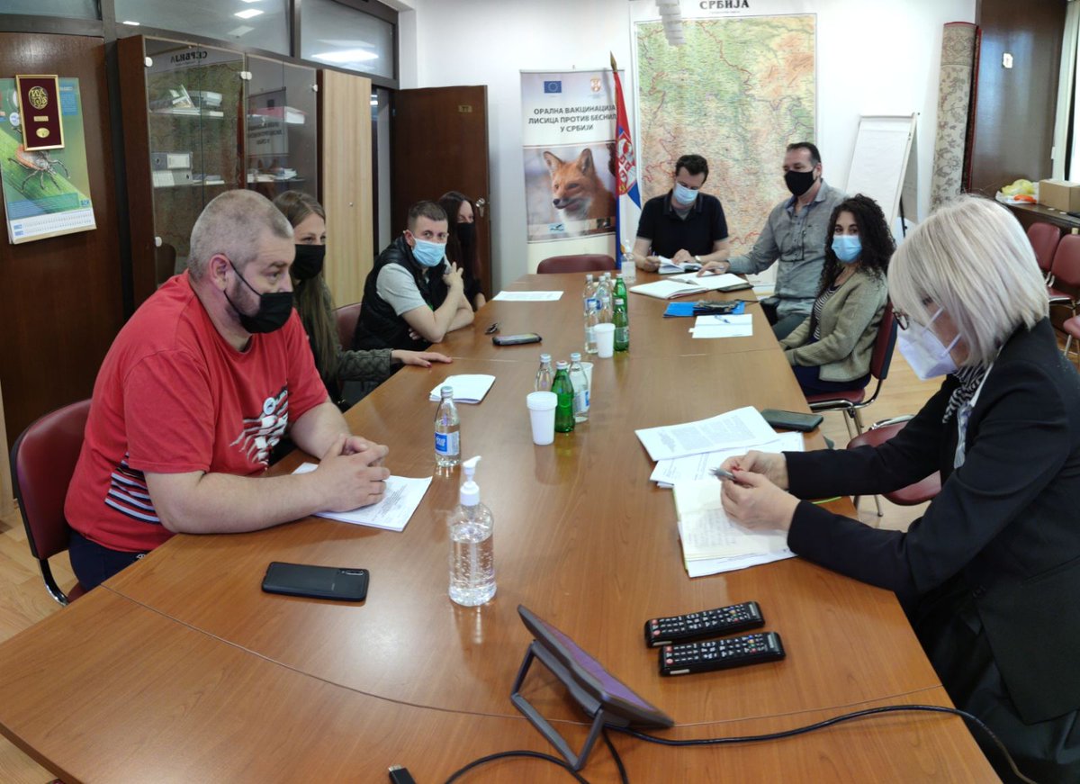 Данас је у просторијама Управе за ветерину одржан састанак са представницима удружења "Аранђеловчани &amp; Аранђеловчанке" у вези збрињавања напуштених паса и мачака на територији Републике Србије.