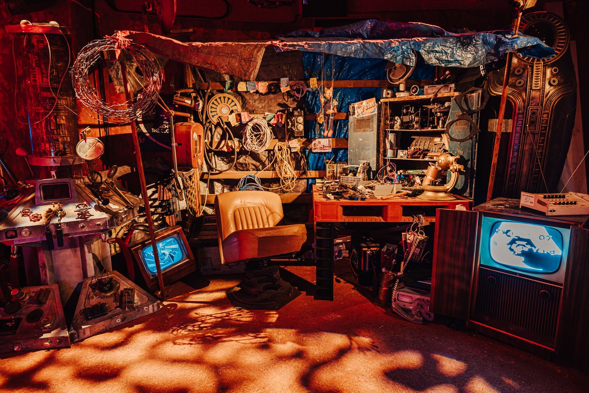 breadbutterpr's tweet photo. A first look at the set of @dwtimefracture 👀

Ahead of the first preview on 26 May, images of some of the amazingly realised worlds that will feature in Doctor Who Time Fracture have been released. 

Find out more here 👇
https://t.co/OqaxnnhGKw

#BeTheHero https://t.co/G4fr6i2nOV